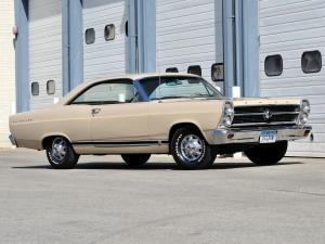 Ford Fairlane 500GTA 2-Door Hardtop